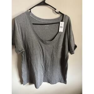 NWT Lou & Grey supima cotton pocket t-shirt - size M